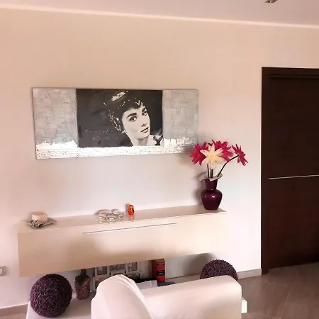 3 Bedrooms House At Arenella 100 M Away From The With Enclosed Garden And Wifi