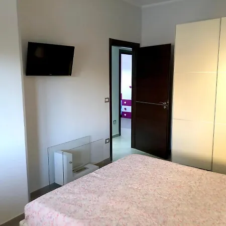 펜션 3 Bedrooms House At Arenella 100 M Away From The With Enclosed Garden And Wifi